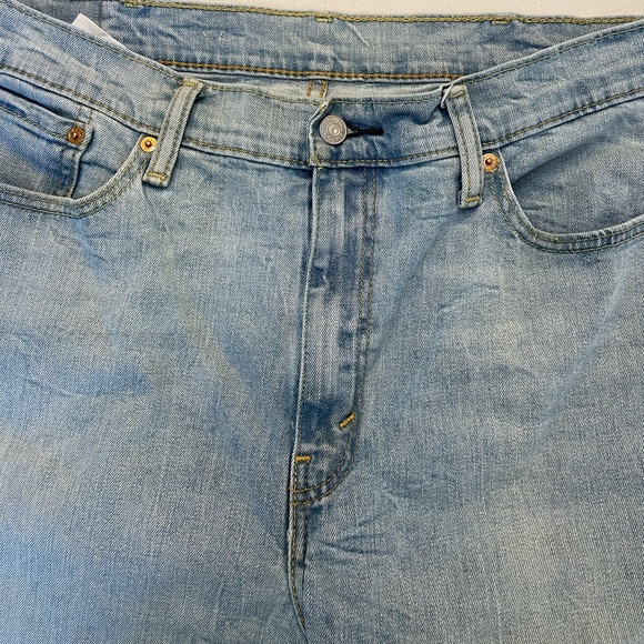 Levi’s 514 Jeans 38/32 Straight Leg Light Wash Denim - Picture 6 of 11